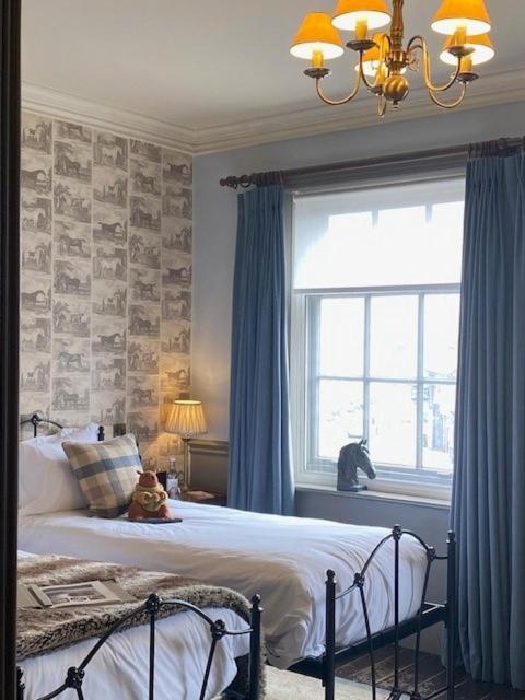 The Crown Hotel Blandford Forum Exterior foto